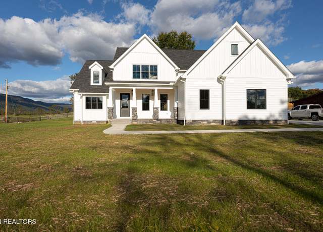 Property at 247 Fulton Rd, Harrogate, TN 37752, 4 beds, 4 baths
