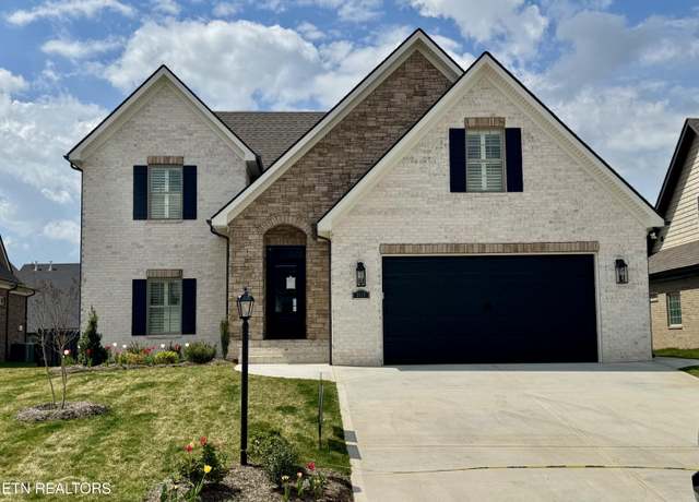 Property at 2119 Lantern Park Ln, Knoxville, TN 37932, 4 beds, 3.5 baths