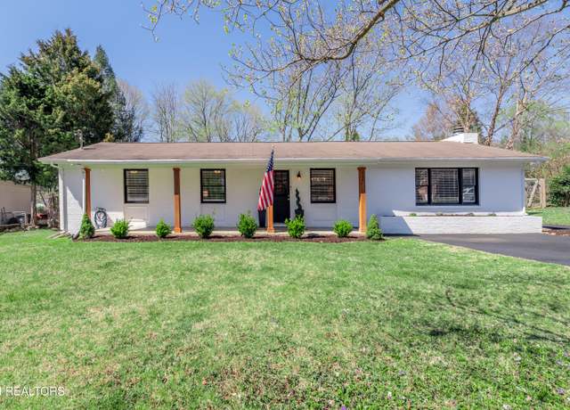 Property at 733 Waco Rd, Knoxville, TN 37919, 3 beds, 2 baths