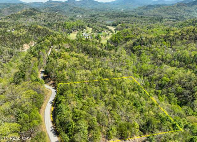 Property at 707 Bear Den Rd, Townsend, TN 37882