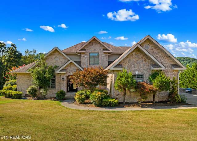 Property at 203 Bicentennial Dr, Jefferson City, TN 37760, 4 beds, 4 baths