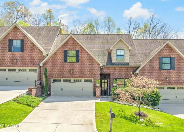 Property at 8424 Vinings Way, Knoxville, TN 37919, 4 beds, 3.5 baths