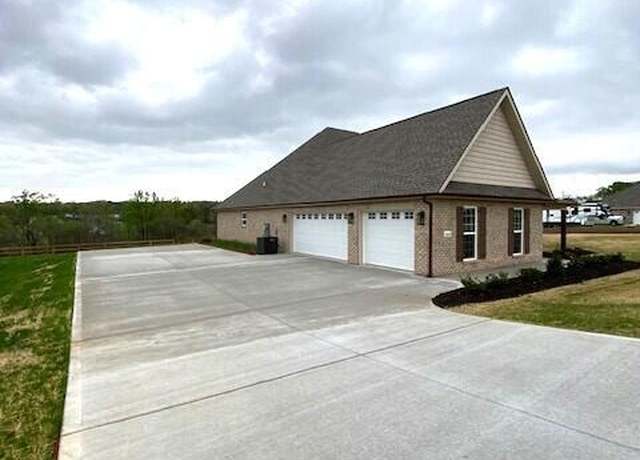 Property at 2030 Griffitts Mill Cir, Maryville, TN 37803, 3 beds, 2 baths