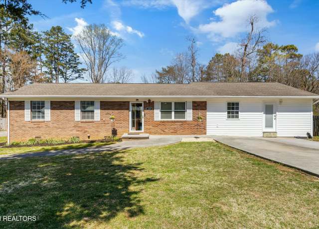 Property at 209 Henry Haynes Rd, Knoxville, TN 37920, 3 beds, 2 baths