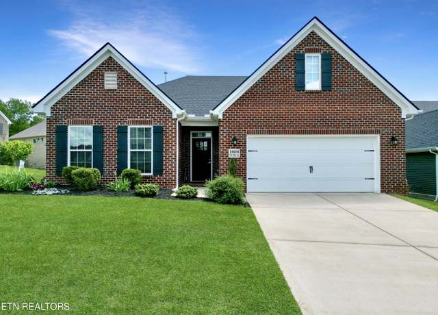 Property at 10606 Tin Man Ln, Knoxville, TN 37932, 4 beds, 3 baths