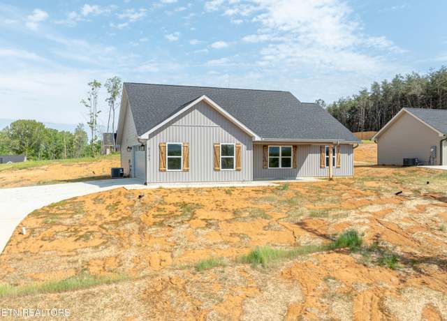 Property at 6105 Lanier Rd, Maryville, TN 37801, 3 beds, 2 baths