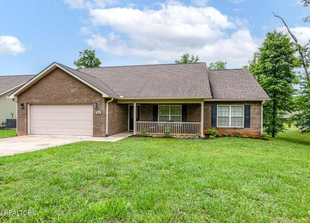 Property at 2627 Best Rd, Maryville, TN 37803, 3 beds, 2 baths