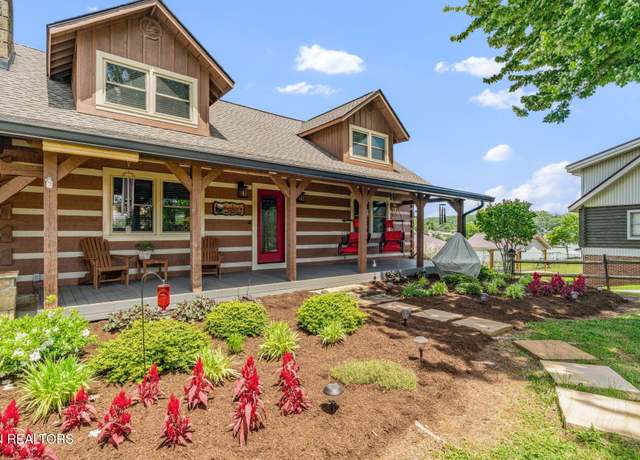 Property at 1116 Lake Ridge Dr, Dandridge, TN 37725, 3 beds, 4 baths