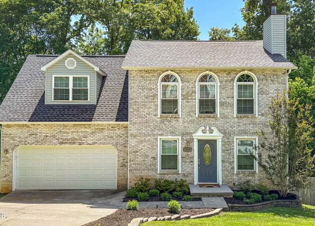 Property at 1859 Poplar Hill Rd, Knoxville, TN 37922, 4 beds, 2.5 baths