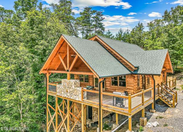 Property at 1448 Red Cedar Ln, Sevierville, TN 37876, 2 beds, 2.5 baths