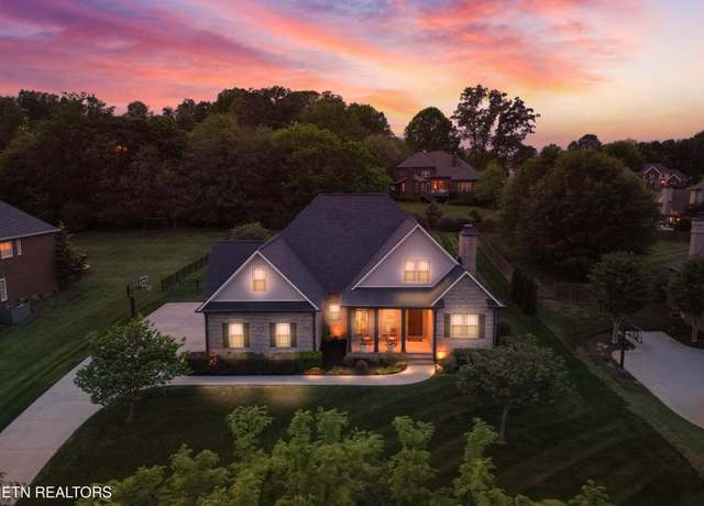 Property at 12711 Watergrove Dr, Knoxville, TN 37922, 4 beds, 3.5 baths