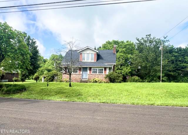 Property at 5025 Inskip Rd, Knoxville, TN 37912, 4 beds, 2 baths