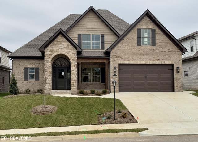 Property at 2122 Lantern Park Ln, Knoxville, TN 37932, 4 beds, 3.5 baths