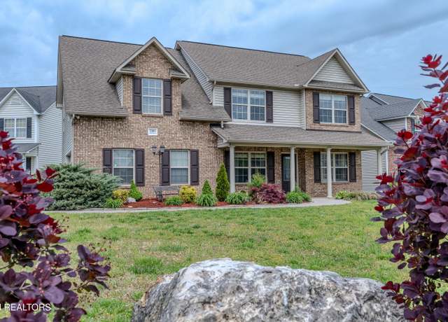Property at 7300 Slippery Rock Ln, Knoxville, TN 37931, 4 beds, 2.5 baths