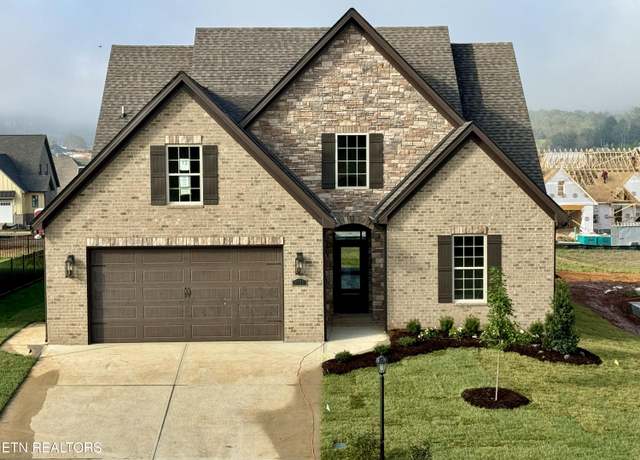 Property at 2123 Lantern Park Ln, Knoxville, TN 37932, 4 beds, 3 baths
