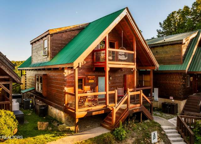 Property at 1256 Bear Cub Way, Gatlinburg, TN 37738, 3 beds, 3.5 baths