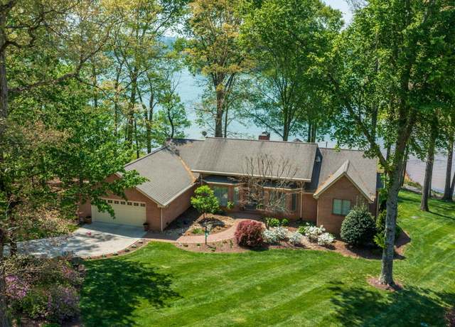 Property at 107 Doostoo Ln, Loudon, TN 37774, 4 beds, 3 baths