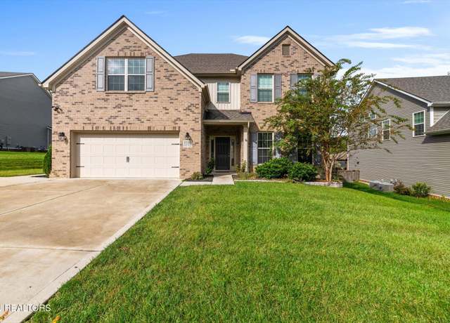Property at 2025 Gusty Wind Ln, Knoxville, TN 37932, 4 beds, 3 baths