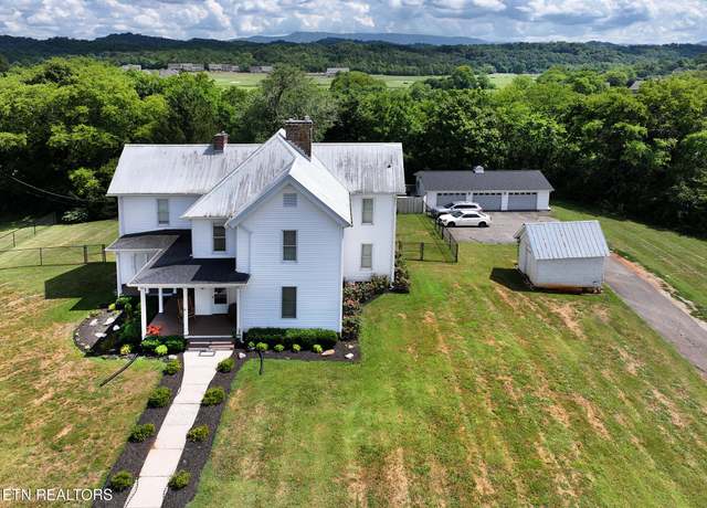Property at 1161 Boyds Creek Highway Hwy, Seymour, TN 37865, 5 beds, 3 baths