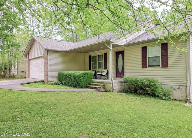 Property at 2040 Menasha Dr, Crossville, TN 38572, 2 beds, 2 baths