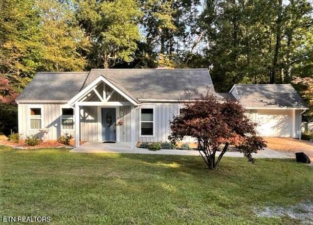 Property at 496 Yonside Dr, Sparta, TN 38583, 2 beds, 2 baths