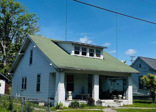 Property at 315 E Morelia Ave, Knoxville, TN 37917, 4 beds, 1 bath