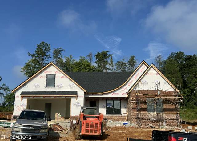 Property at 221 Limelight Ln, Lenoir City, TN 37772, 3 beds, 2 baths