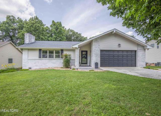 Property at 1002 Oxford Hills Dr, Maryville, TN 37803, 3 beds, 3 baths