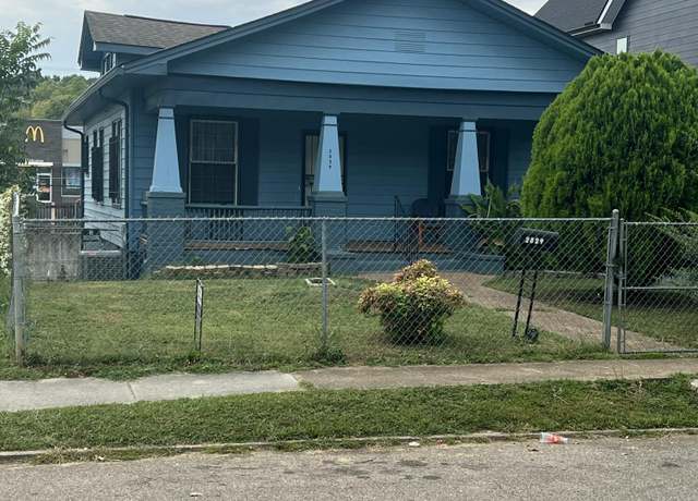 Property at 2829 Linden Ave, Knoxville, TN 37914, 3 beds, 2 baths