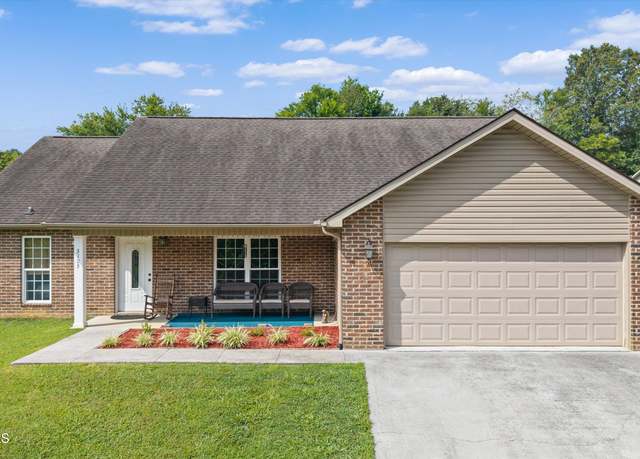 Property at 3105 Arthur Walker Rd, Maryville, TN 37803, 3 beds, 2 baths