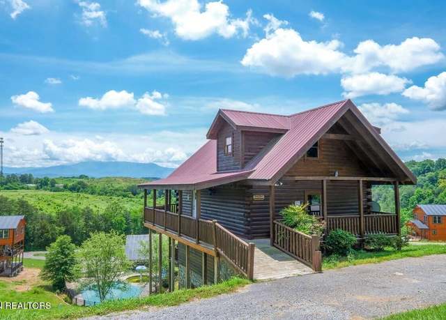 Property at 1571 Rainbow Ridge Way, Sevierville, TN 37862, 3 beds, 3 baths