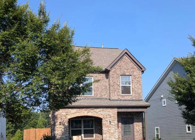 Property at 130 E Groves Park Blvd, Oak Ridge, TN 37830, 3 beds, 2.5 baths