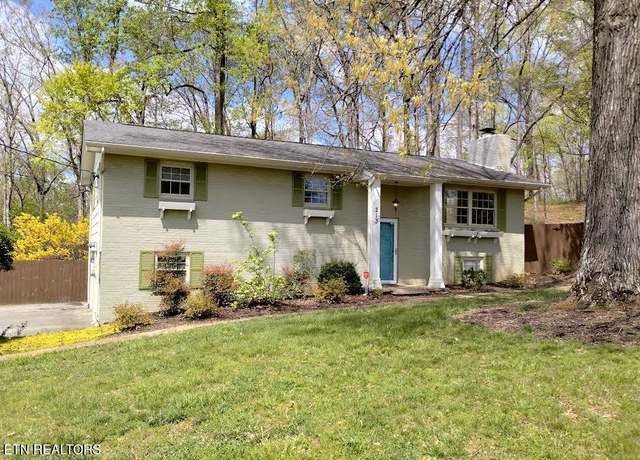 Property at 213 Abner Cruze Rd, Knoxville, TN 37920, 4 beds, 2.5 baths