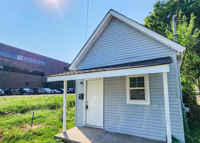 Property at 202 Dameron Ave, Knoxville, TN 37917, 2 beds, 1 bath