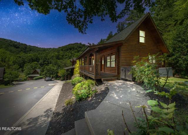 Property at 3143 Smoky Ridge Way Way, Sevierville, TN 37862, 2 beds, 2 baths