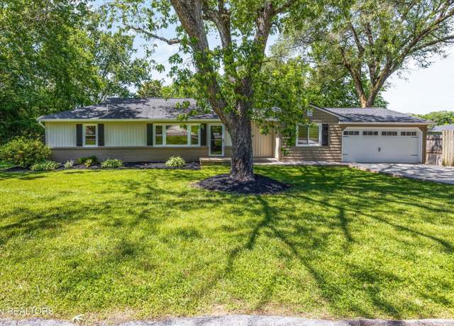 Property at 1305 Bluebird Dr, Knoxville, TN 37918, 3 beds, 2 baths