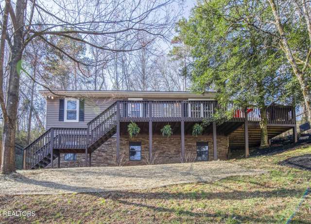 Property at 1520 Cress Ln, Lenoir City, TN 37772, 3 beds, 2 baths