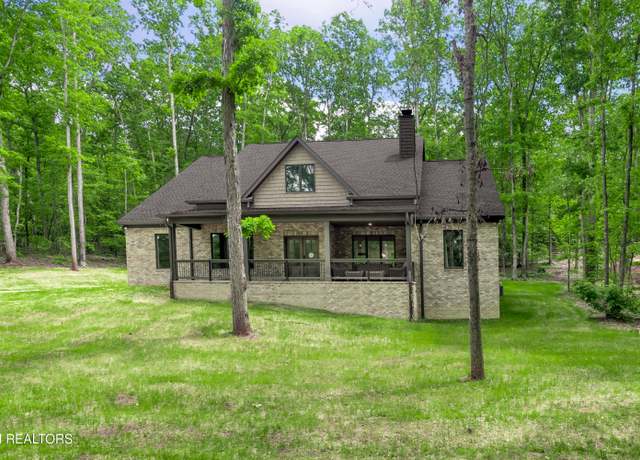 Property at 8304 Davis Ferry Rd, Loudon, TN 37774, 4 beds, 3.5 baths