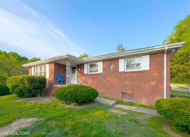 Property at 161 Cedar Ln, Rocky Top, TN 37769, 3 beds, 1 bath