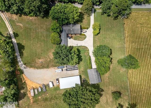 Property at 822 Old Smithville Hwy, Sparta, TN 38583, 3 beds, 2 baths