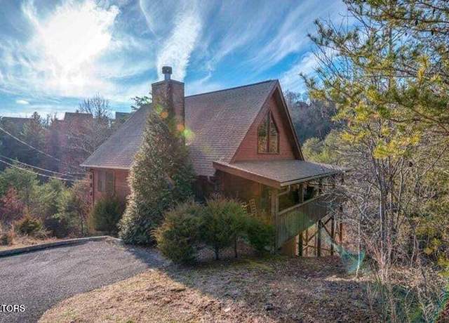 Property at 1626 Eagle Springs Rd, Sevierville, TN 37876, 3 beds, 2 baths