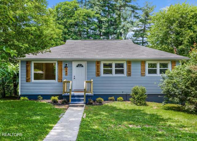 Property at 340 Gilbert St, Morristown, TN 37814, 3 beds, 1 bath