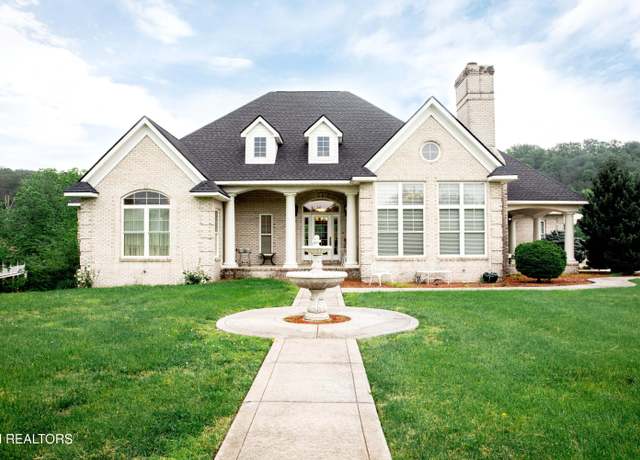 Property at 487 Woodlake Blvd, Tazewell, TN 37879, 3 beds, 2.5 baths