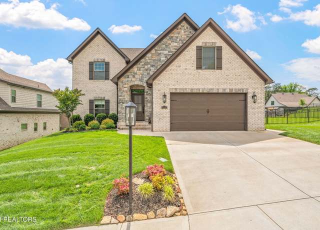 Property at 9337 Sandy Springs Ln, Knoxville, TN 37922, 4 beds, 3.5 baths