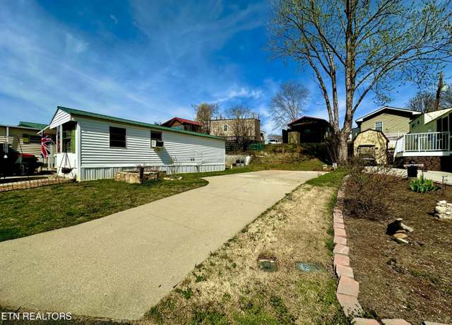 Property at 518 Flamingo Cir, Townsend, TN 37882