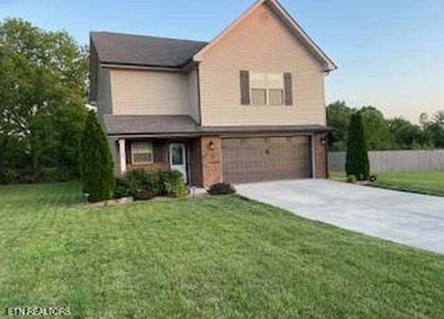 Property at 720 Hunter Crest Rd, Maryville, TN 37803, 3 beds, 2.5 baths