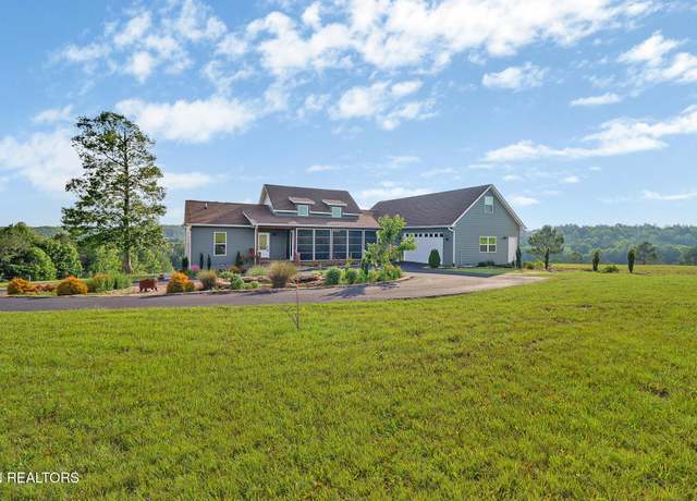 Property at 788 Vista View Pkwy, Jamestown, TN 38556, 3 beds, 2.5 baths