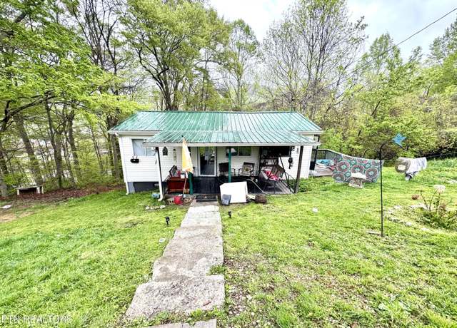 Property at 1010 W Elm St, Lafollette, TN 37766, 2 beds, 1 bath