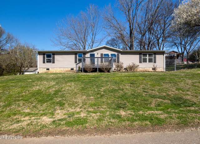 Property at 811 Drive D, Knoxville, TN 37920, 3 beds, 2 baths