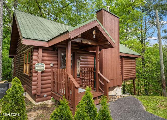 Property at 614 Hillybilly Haven Way, Gatlinburg, TN 37738, 1 bed, 1 bath